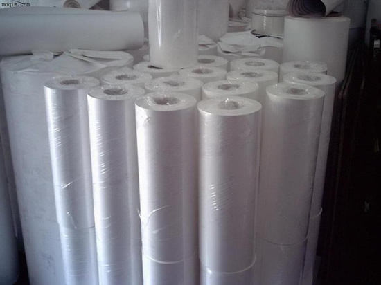 Hogyan lehet azonosítani a mérgező műanyag zacskókat?